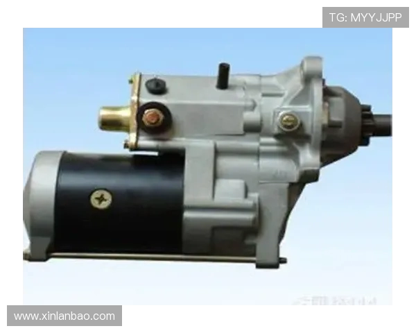 挖掘机启动马达齿轮啮合